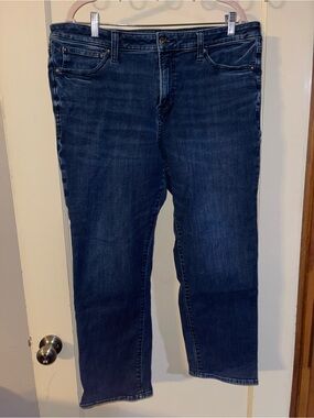 Express Men’s Dark Indigo Relaxed Fit Jeans